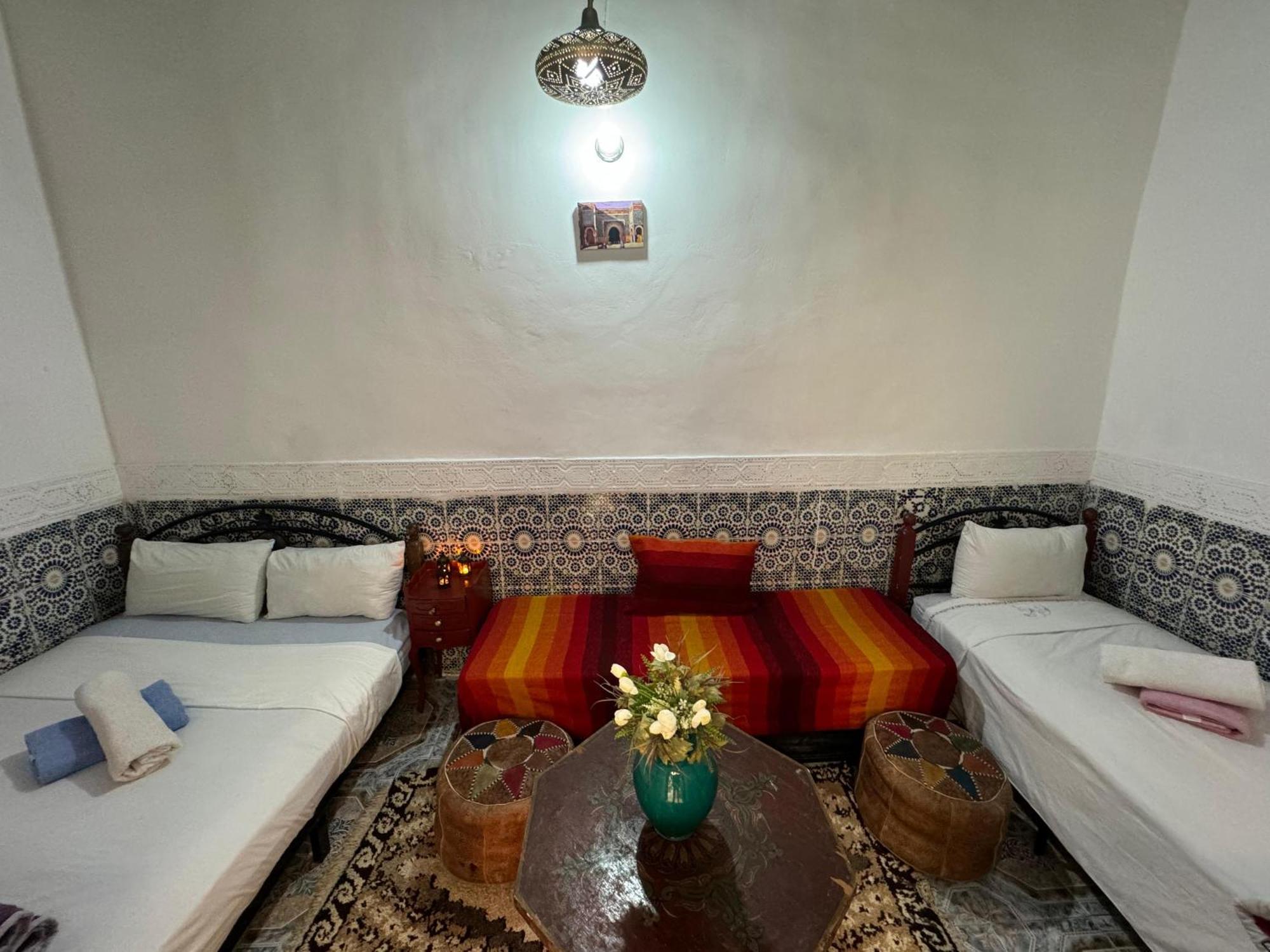Dar Enouiina Hotel Фес Екстериор снимка