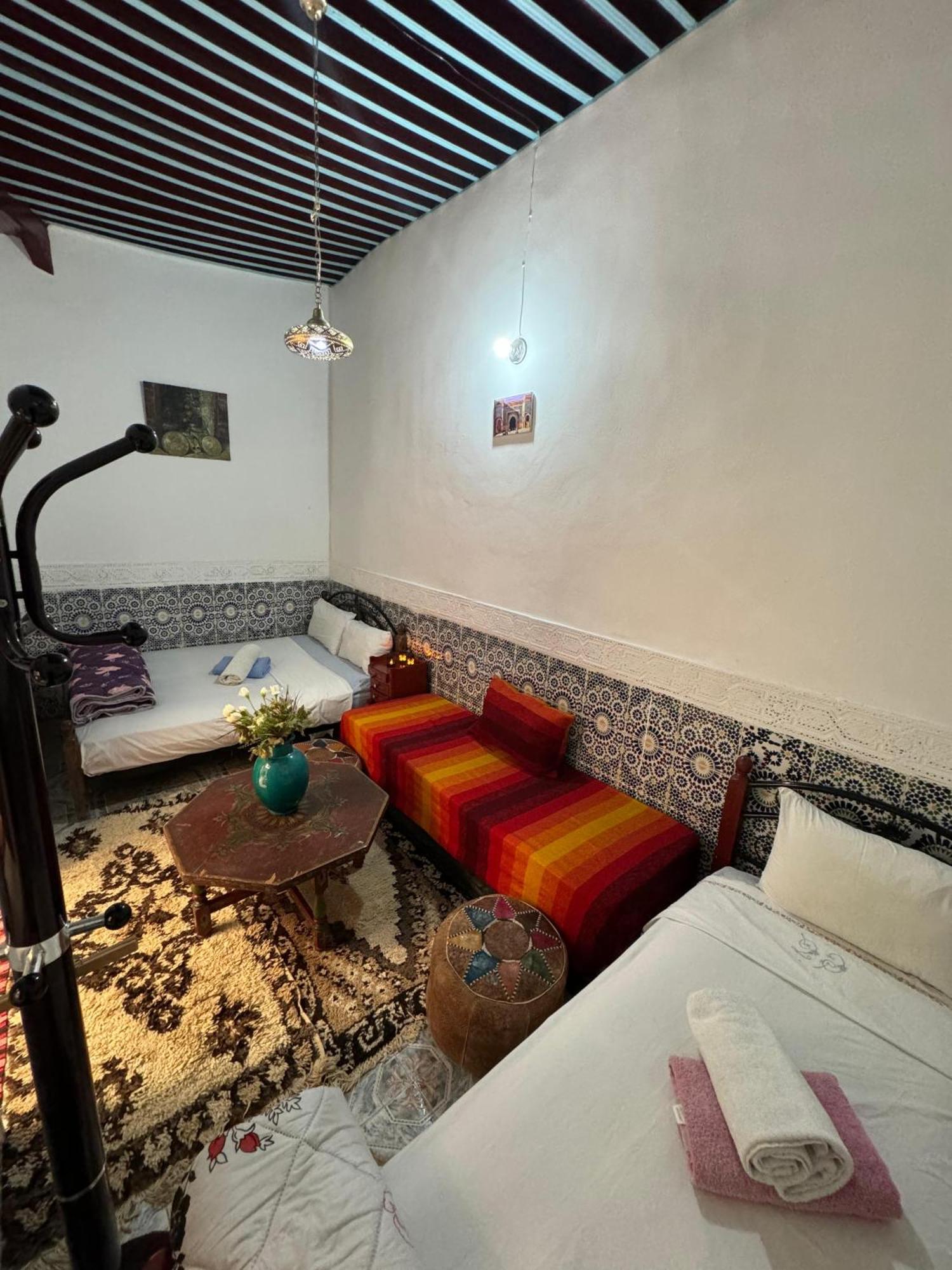 Dar Enouiina Hotel Фес Екстериор снимка