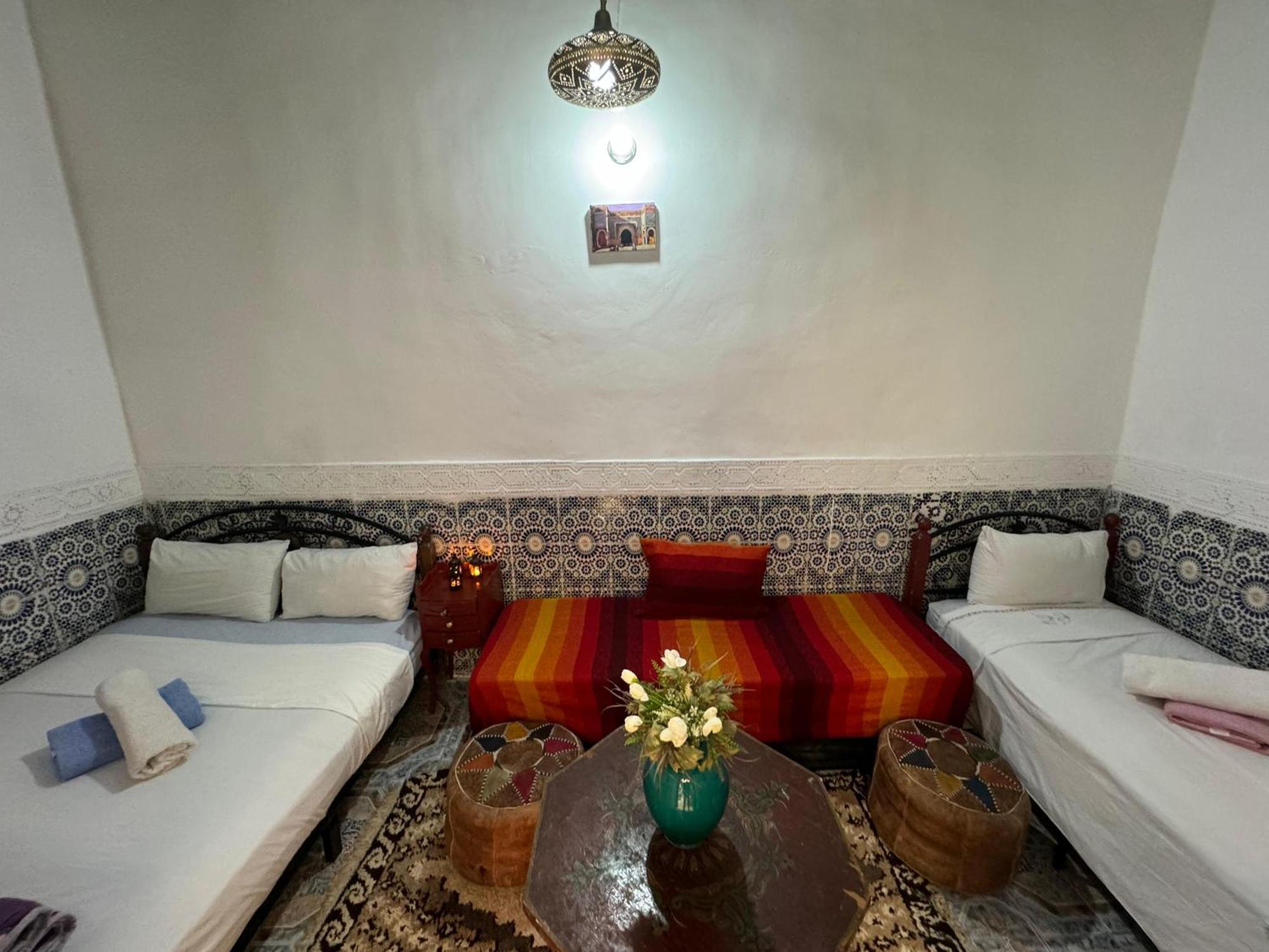 Dar Enouiina Hotel Фес Екстериор снимка