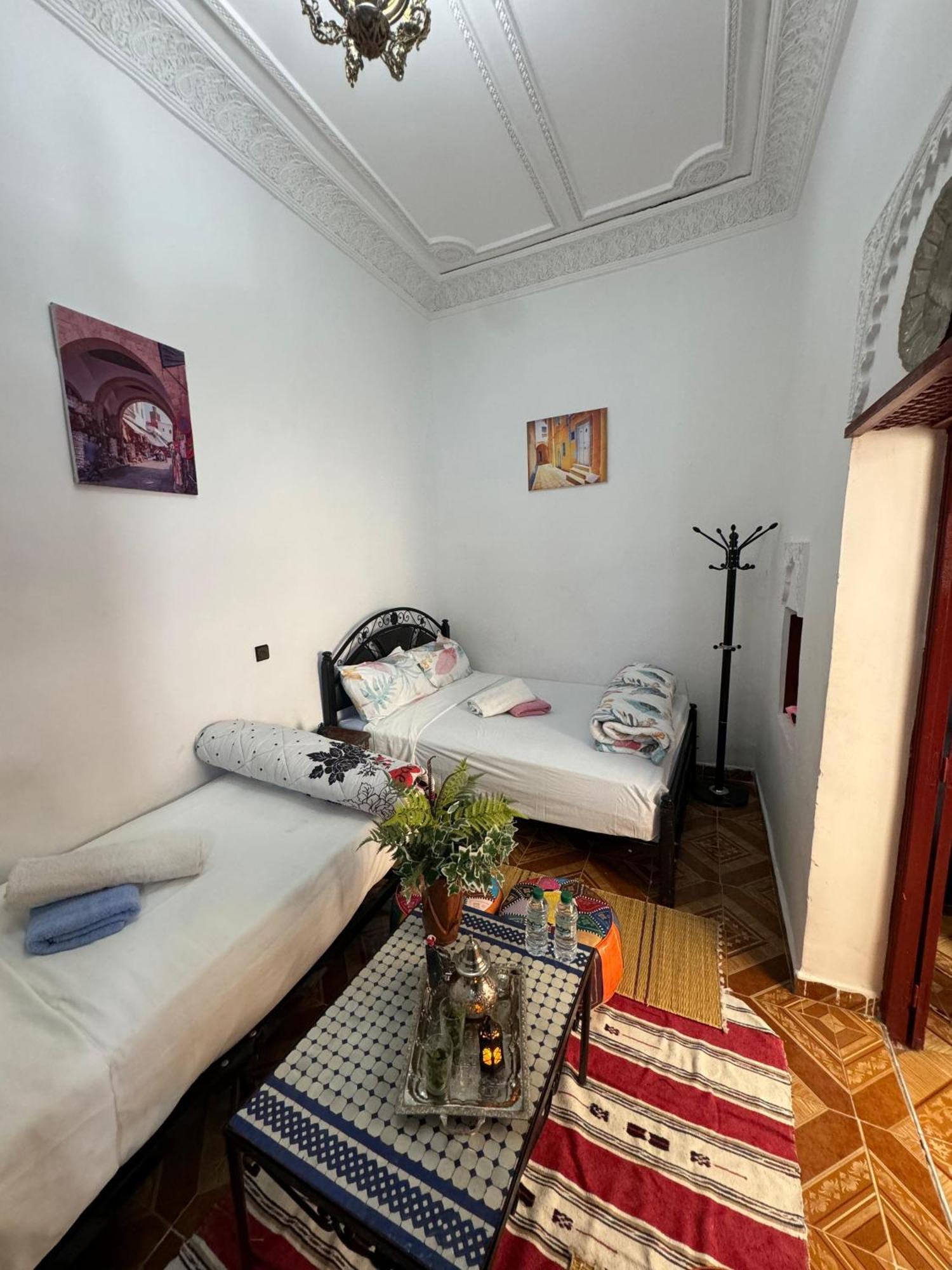 Dar Enouiina Hotel Фес Екстериор снимка