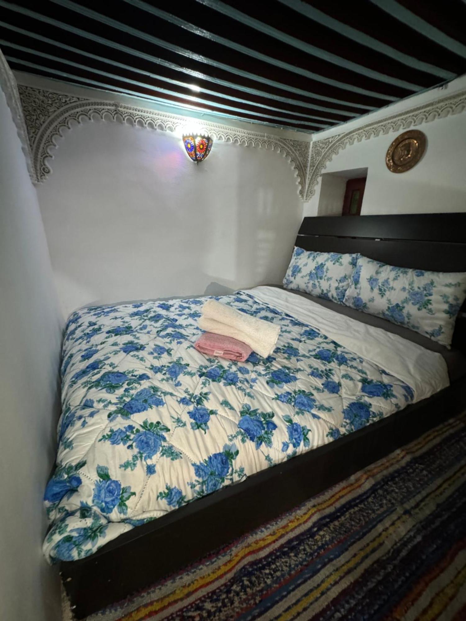 Dar Enouiina Hotel Фес Екстериор снимка