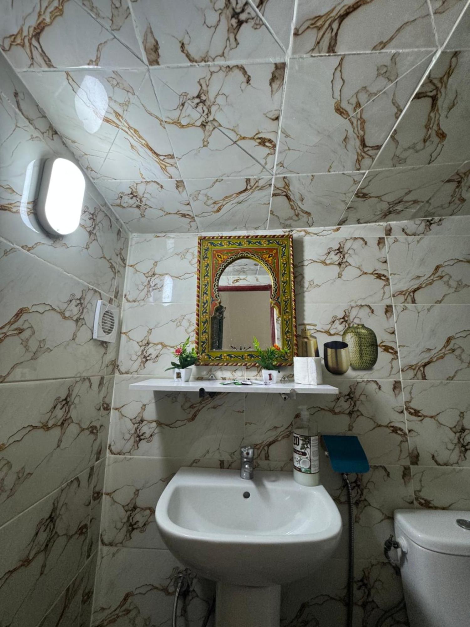 Dar Enouiina Hotel Фес Екстериор снимка