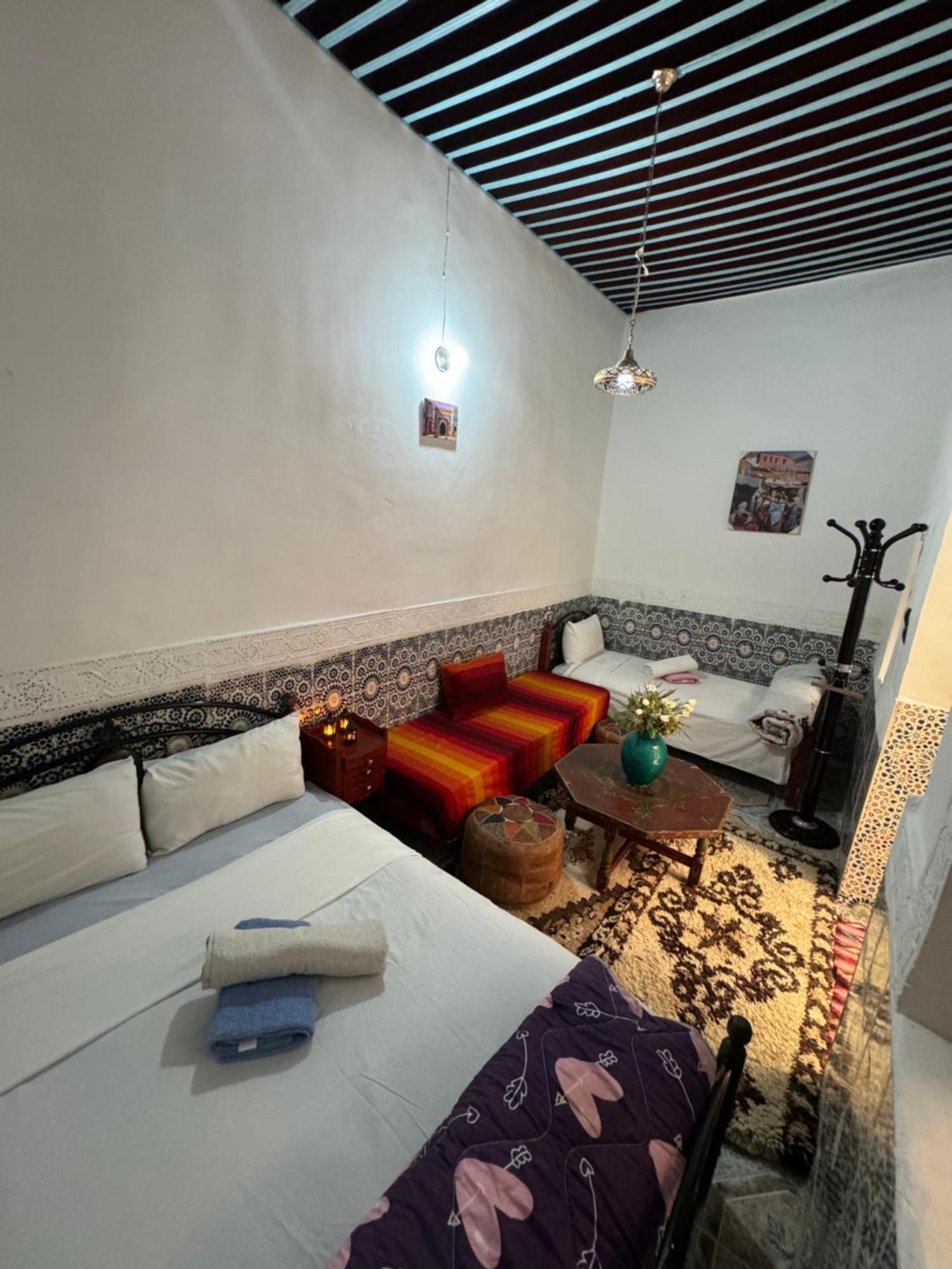 Dar Enouiina Hotel Фес Екстериор снимка