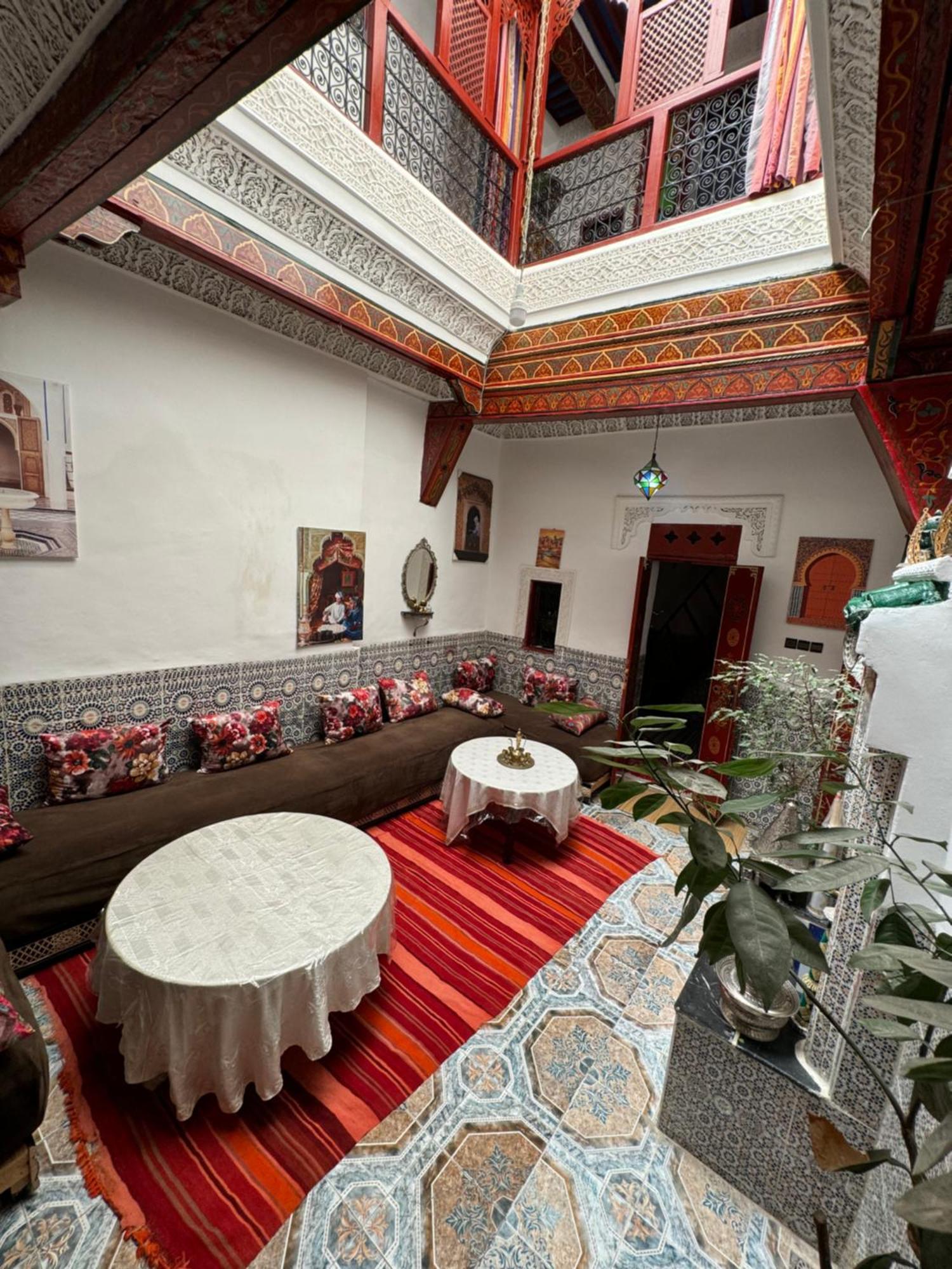 Dar Enouiina Hotel Фес Екстериор снимка