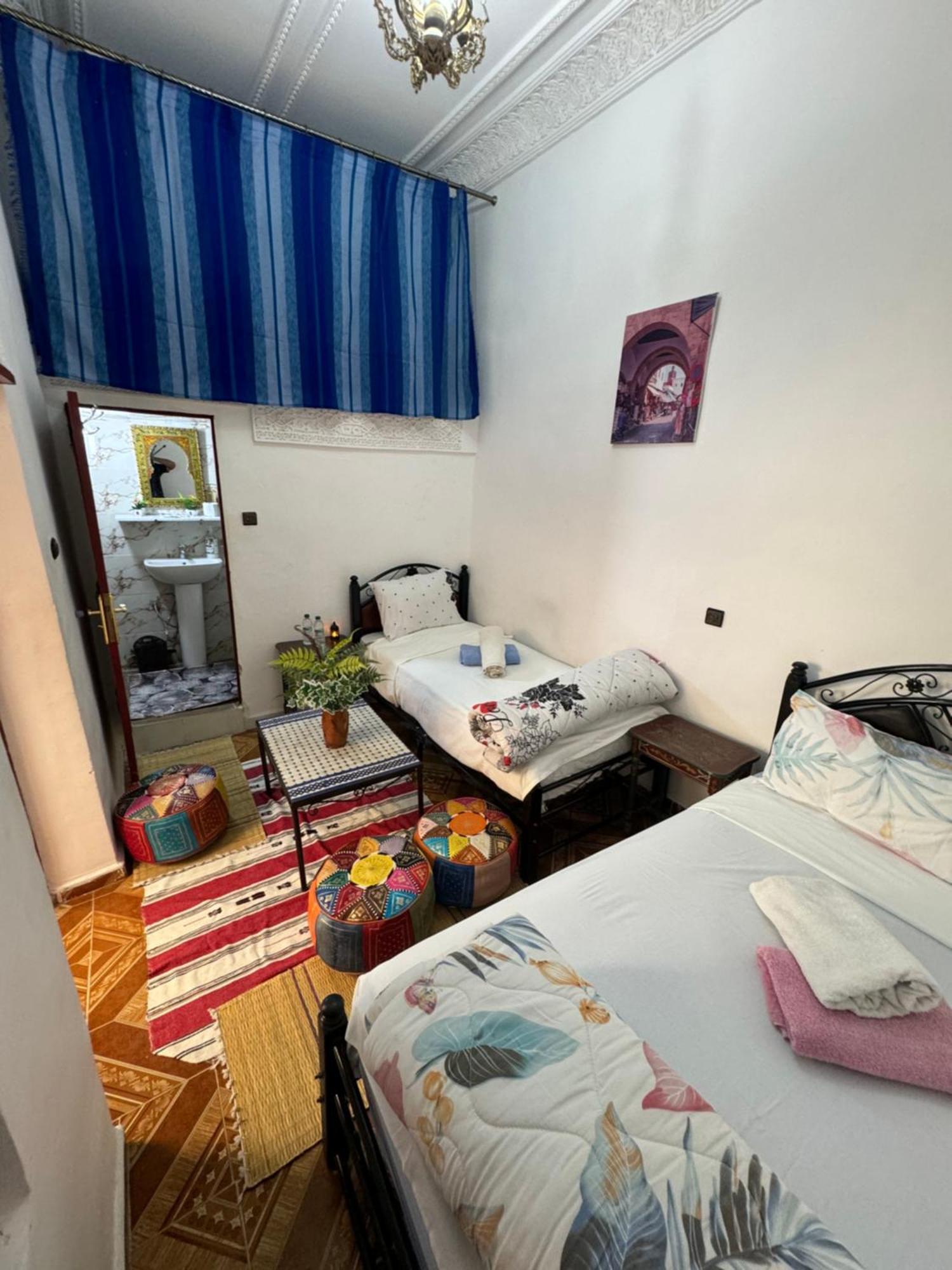 Dar Enouiina Hotel Фес Екстериор снимка